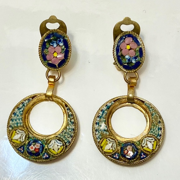 Jewelry - Italian glass antique earrings clip. Over 100 years old, gold tone